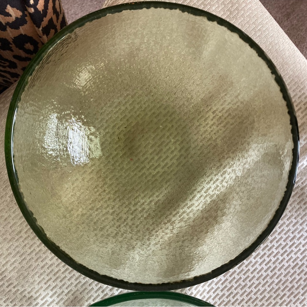 ♥️🤍💙2 Artisan Designer Fire and Light Glass Bowls Set - Picture 8 of 9